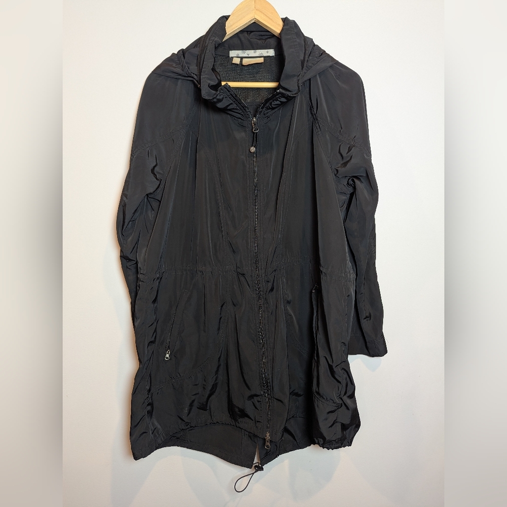 Athleta Women's Size L Rainfall Black Hooded Jacket